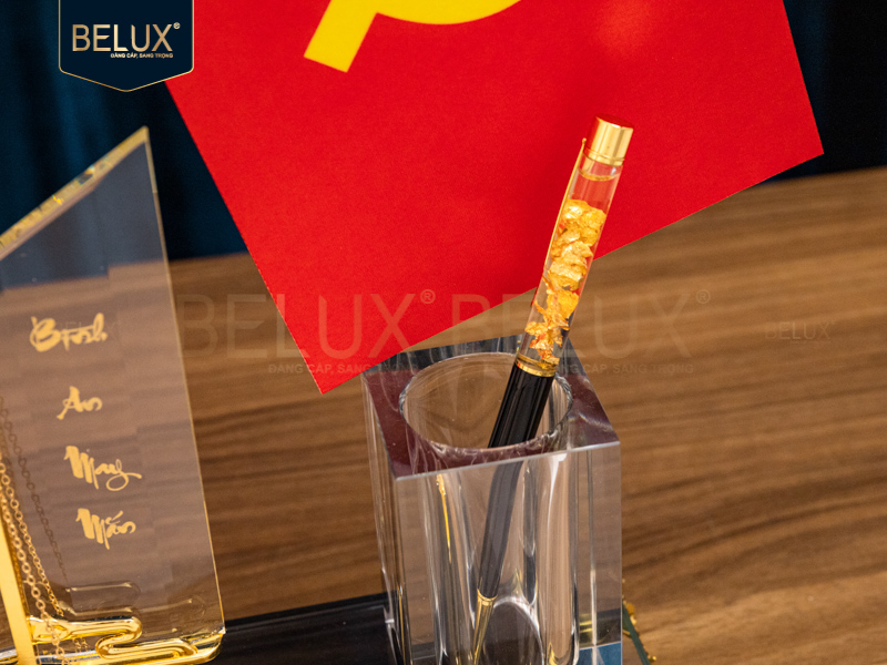 Đế bút thuận buồm xuôi gió mẫu 1